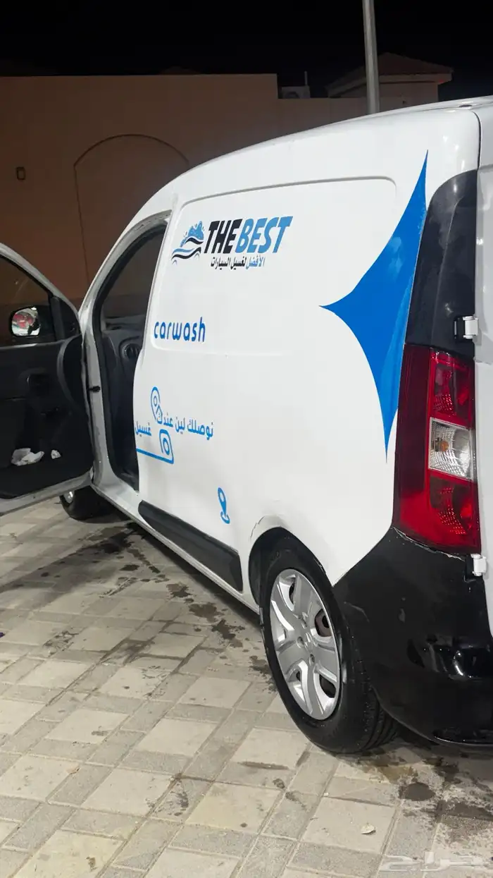 رينو فان 2020 سيارة مغسلة متنقلة للبيع 3