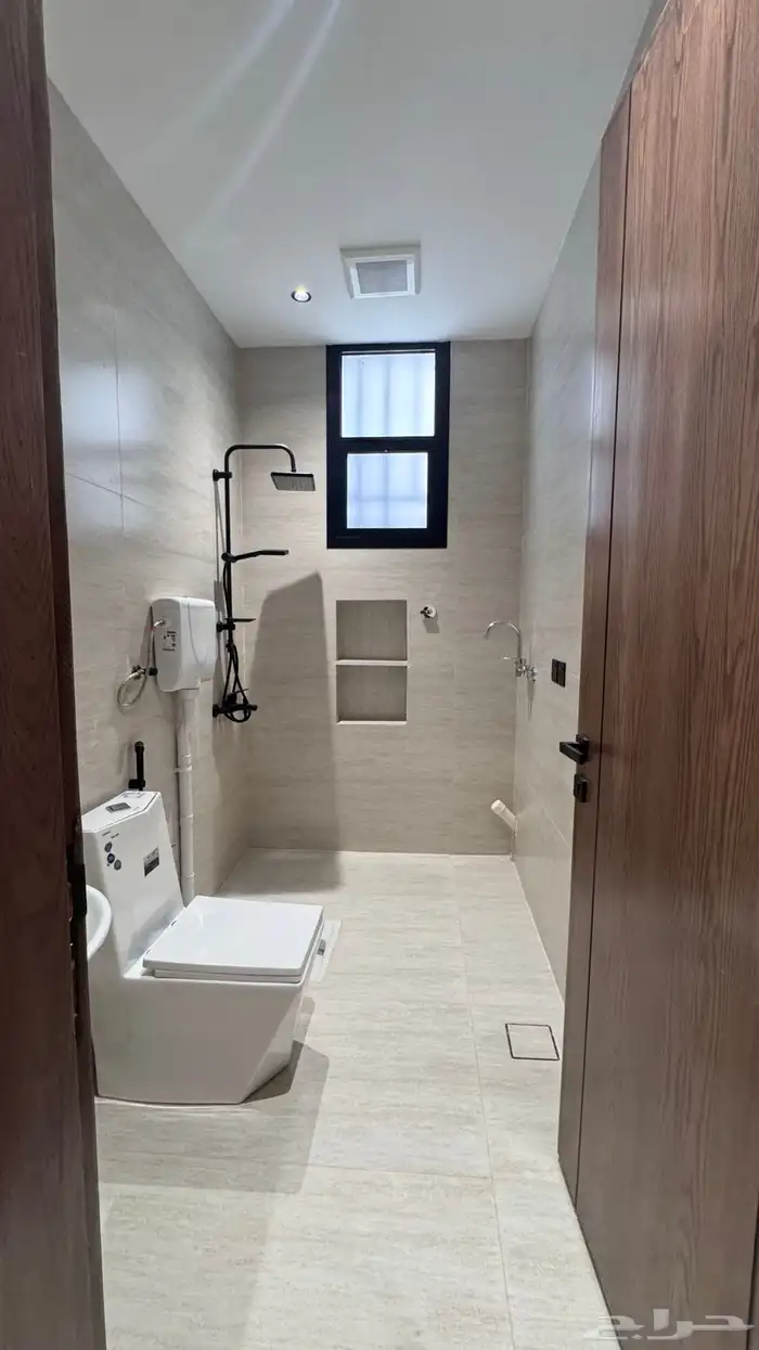 للبيع شقق ارضيه مداخل مستقله وعلوى مع سطح المحاله ابها 36