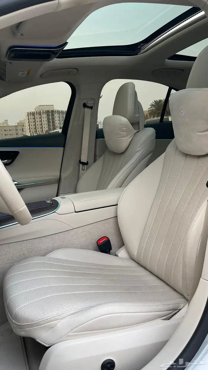 مرسيدس E300 16