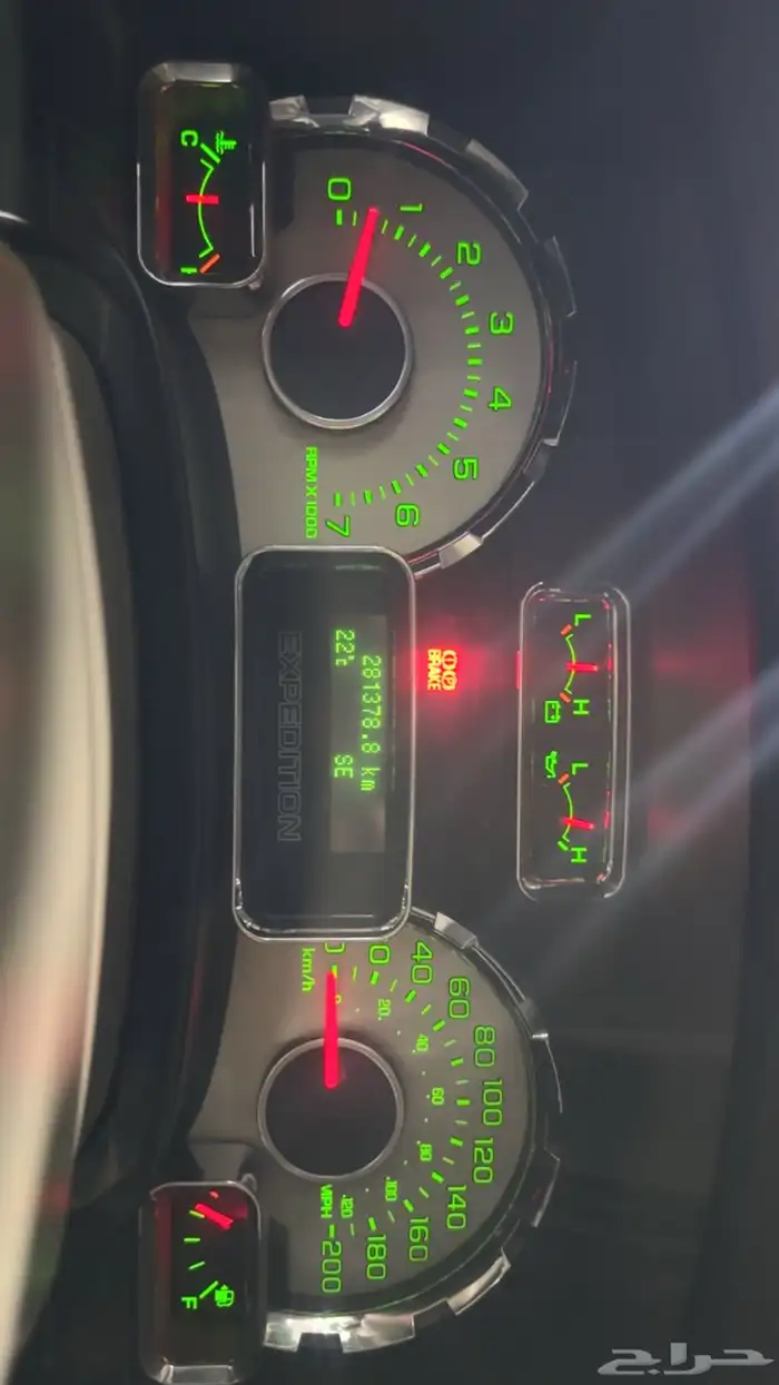 للبيع اكسبيديشن 2014 دبل نص فل قصير 21