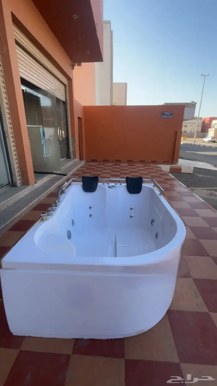 جاكوزي كهرباء 220 واط بكامل معداته 0