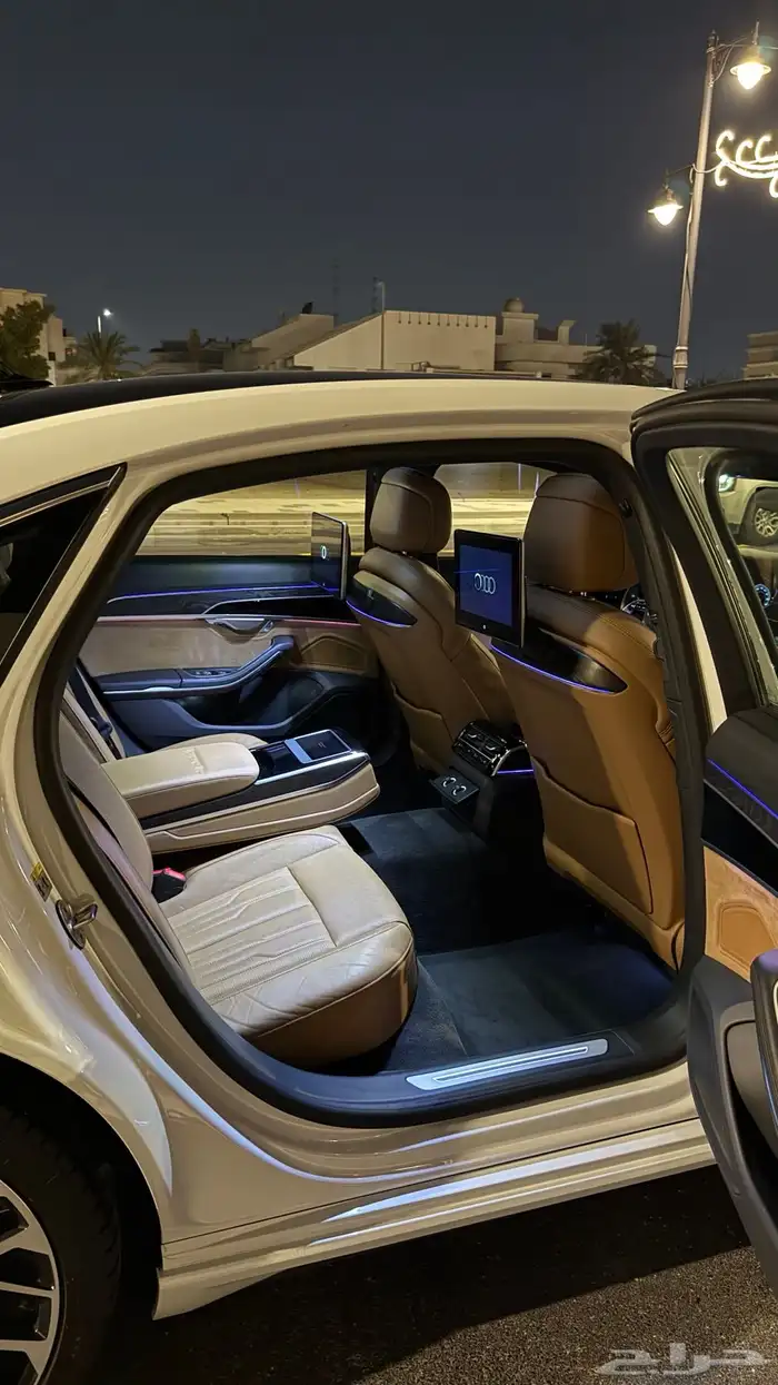 Audi A8L 2021 مالك اول تحت ضمان الوكالة 6