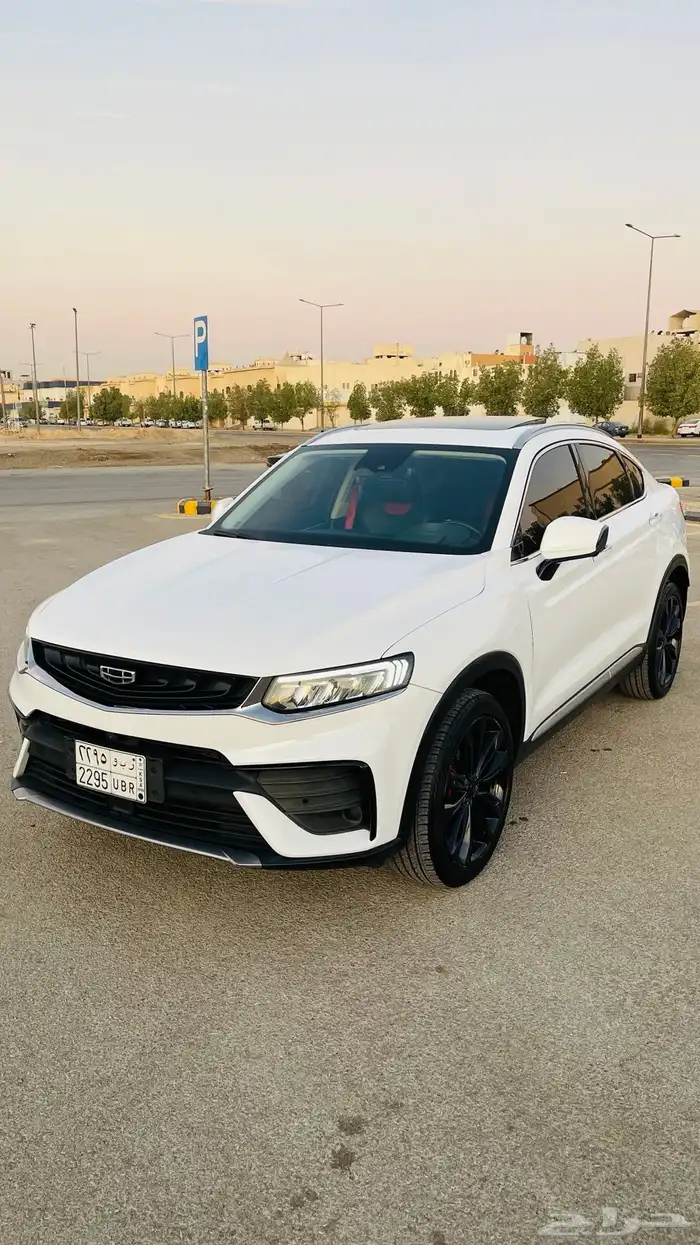 جيلي توجيلا 2022 فل كامل دفع رباعي قيادة ذاتيه بودي وكالة 7