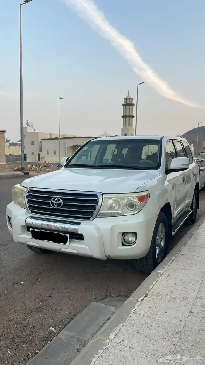 لاندكروزر 2014 0