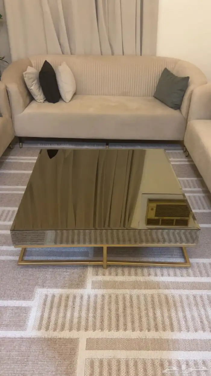 طاوله جديده تفصال   سبب للبيع كبيره الحجم 2