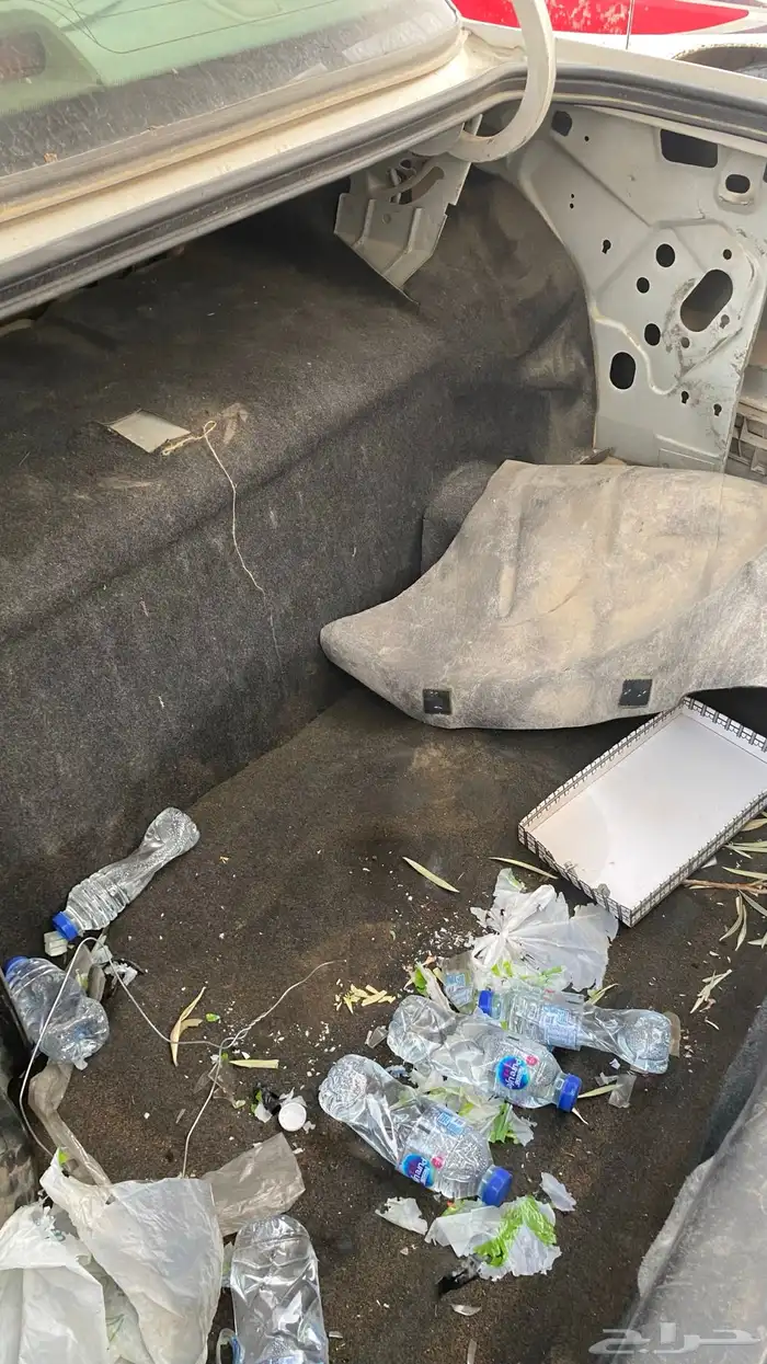 يوجد لدي قطع فورد فكتوريا 43