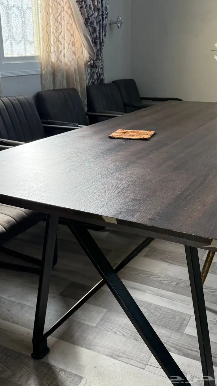 طاوله وكراسي للبيع 0