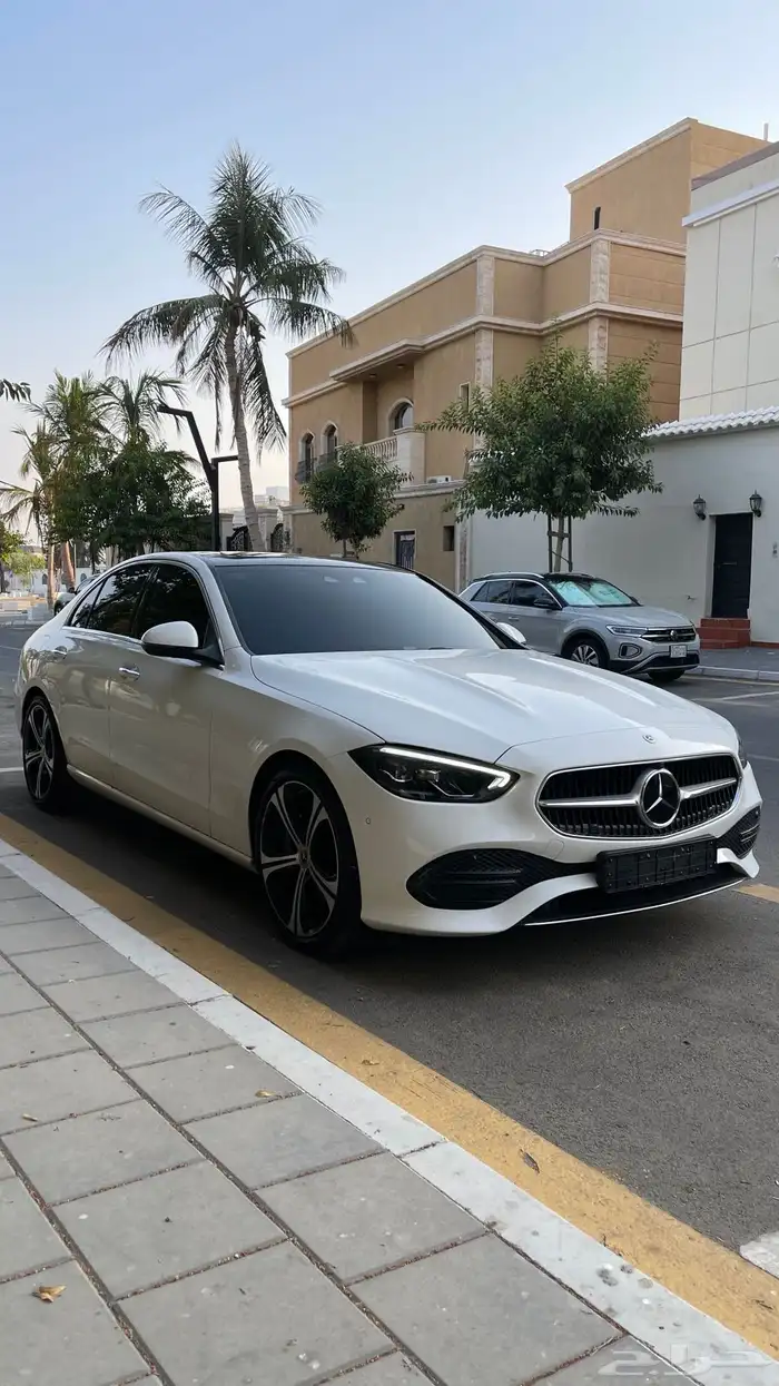 مرسيدس C300 2024 عداد 11 الف km ضمان الجفالي إلى 2026 6