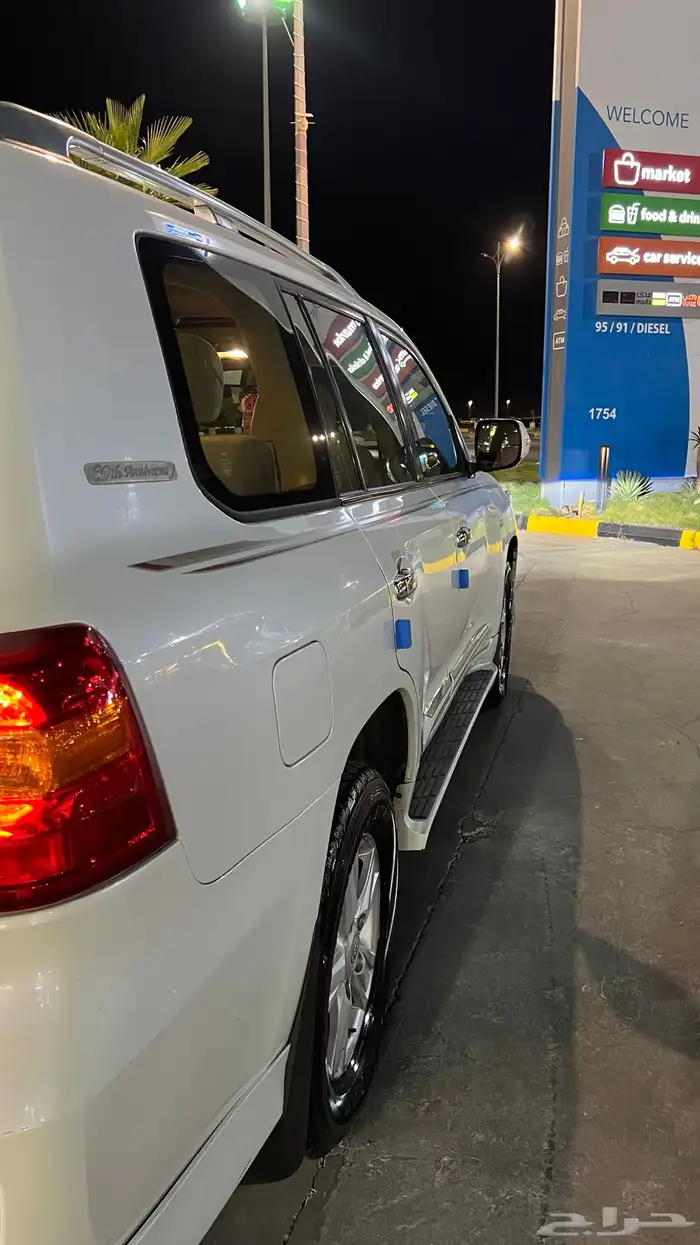 لاند كروز جي اكس ار (2009) 5