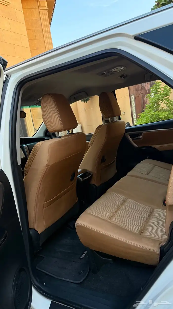 تويوتا فورتشنر موديل 2022 VX 6 20