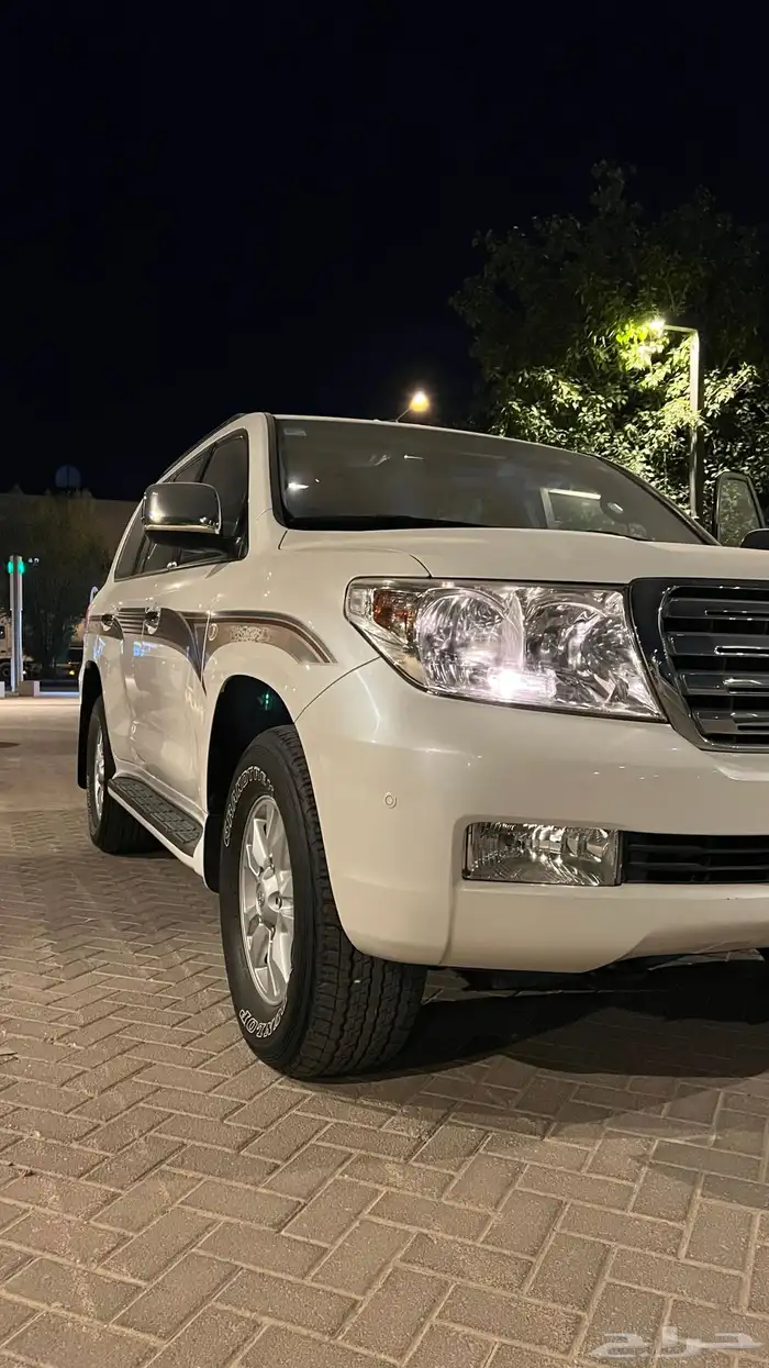 لاندكروزر ((مخزن بحالة الوكاله)) 3