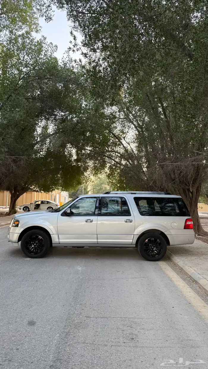 فورد اكسبدشن-2014-لمتدد فل كامل- دبل-(( مخزن ))-شبه وكالة 24