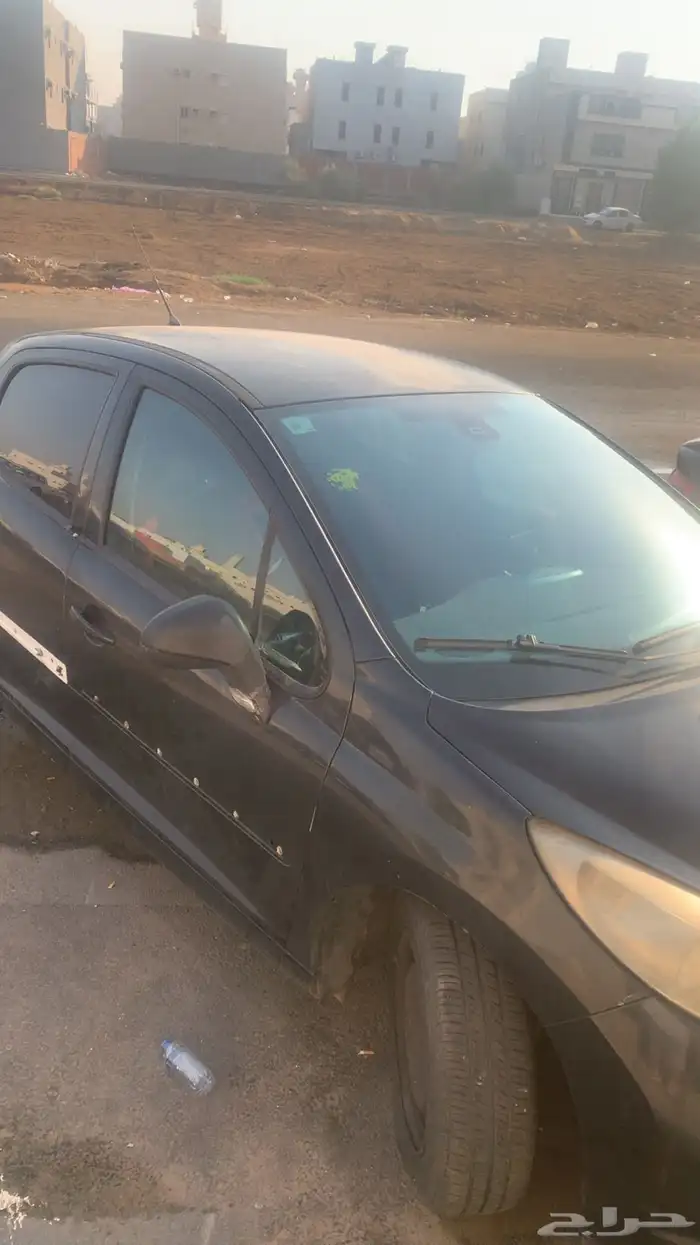 بيجو لون اسود 2012 0