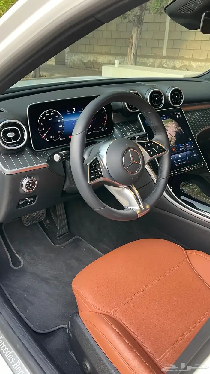 مرسيدس C300 2024 عداد 11 الف km ضمان الجفالي إلى 2026 18