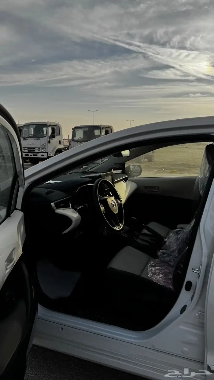 كورولا XLI EXE 2.0 مطور موديل 2025 عرض خاص ومحدود 8