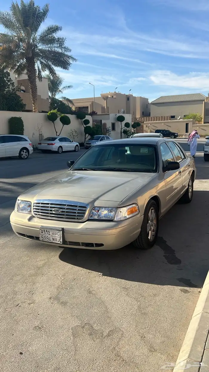 فورد فكتوريا2011 0