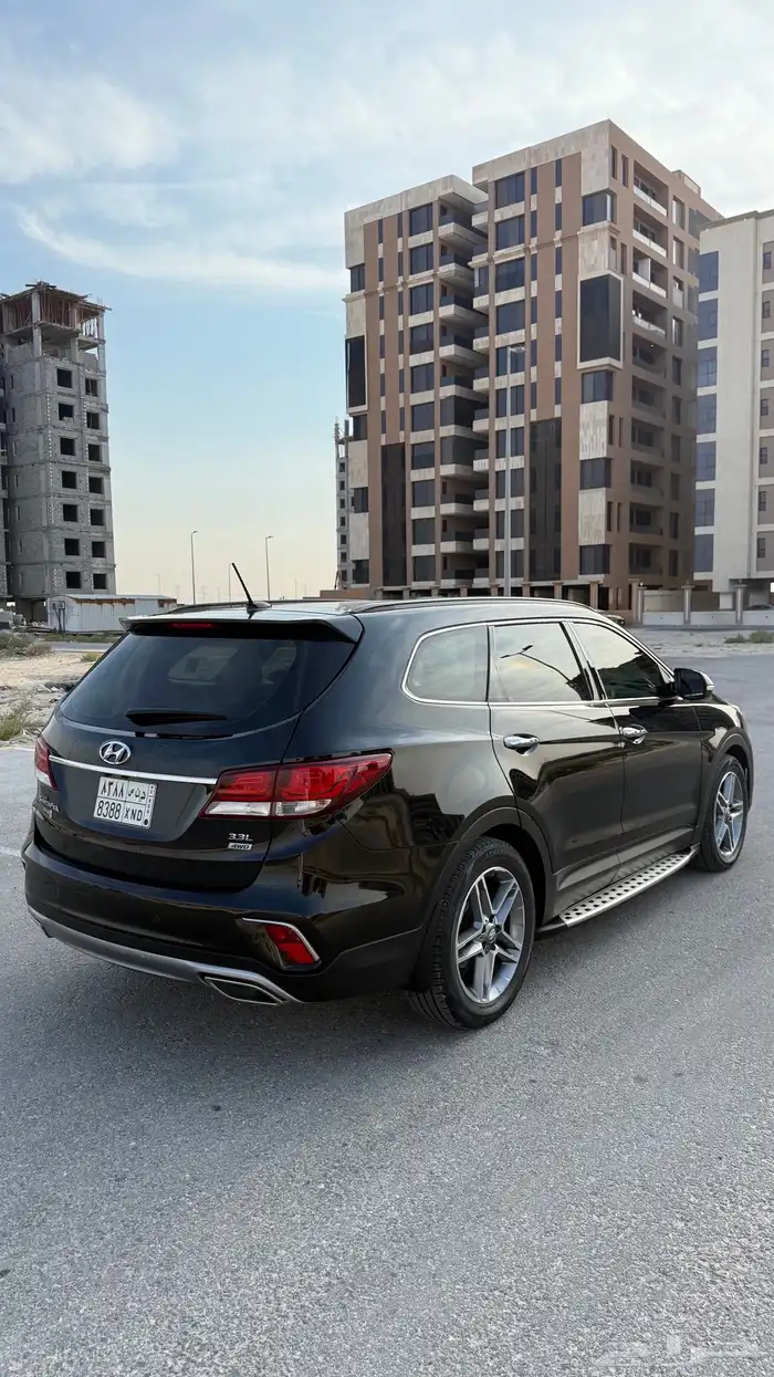 للبيع قراند سنتافي 2019 فل كامل دبل 12