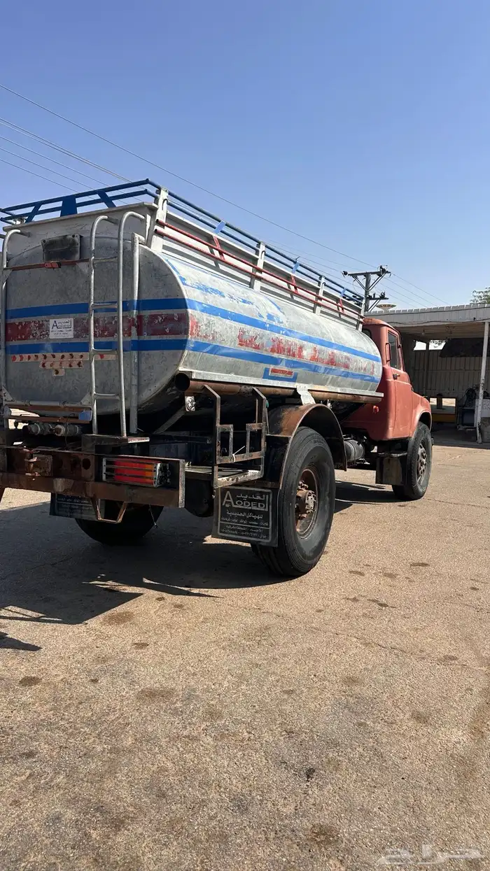 وايت تايوتا 82 0