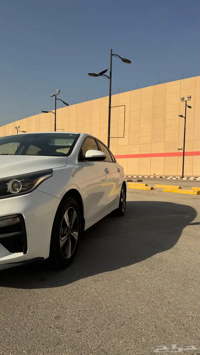 كيا سيراتو 4