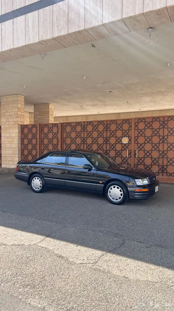 لكزس 400 مخزن 3