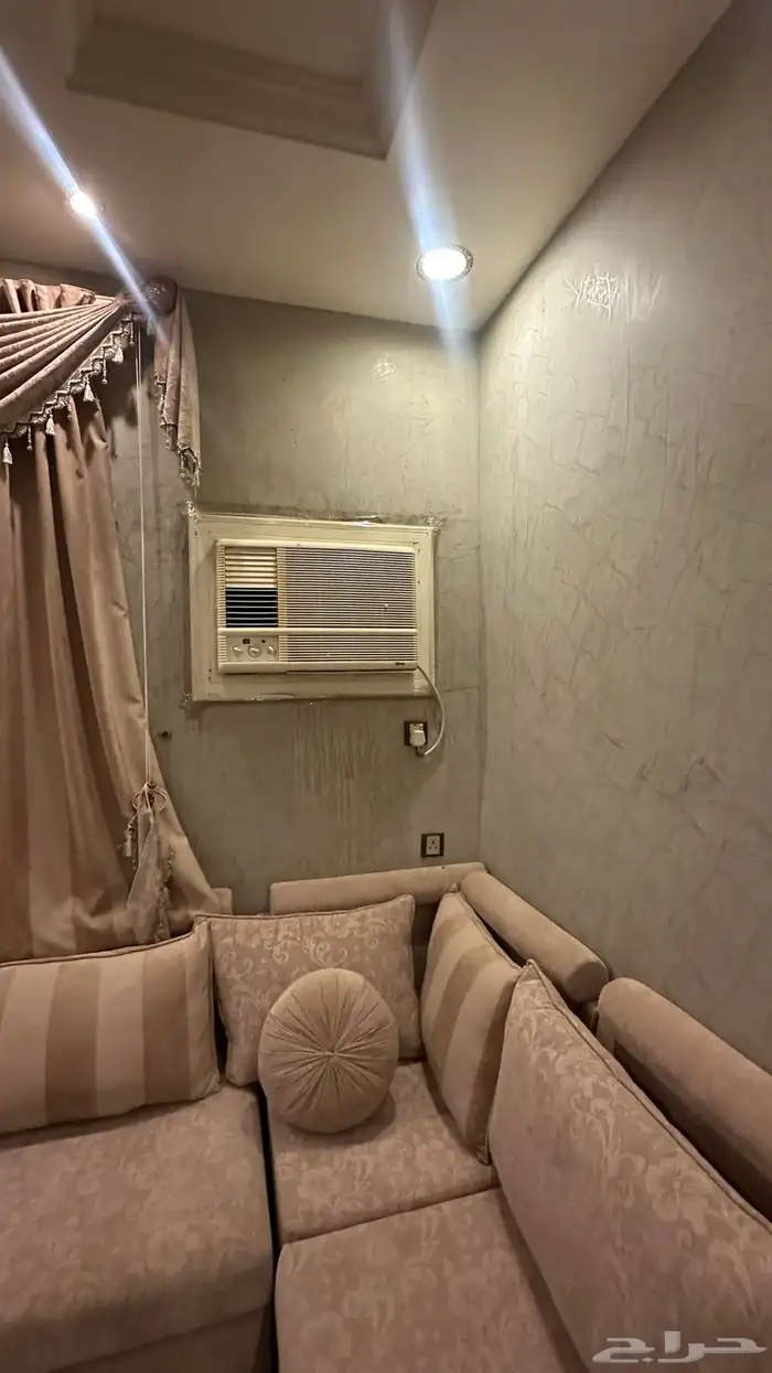 كنب ومكيف مستعمل للبيع 3