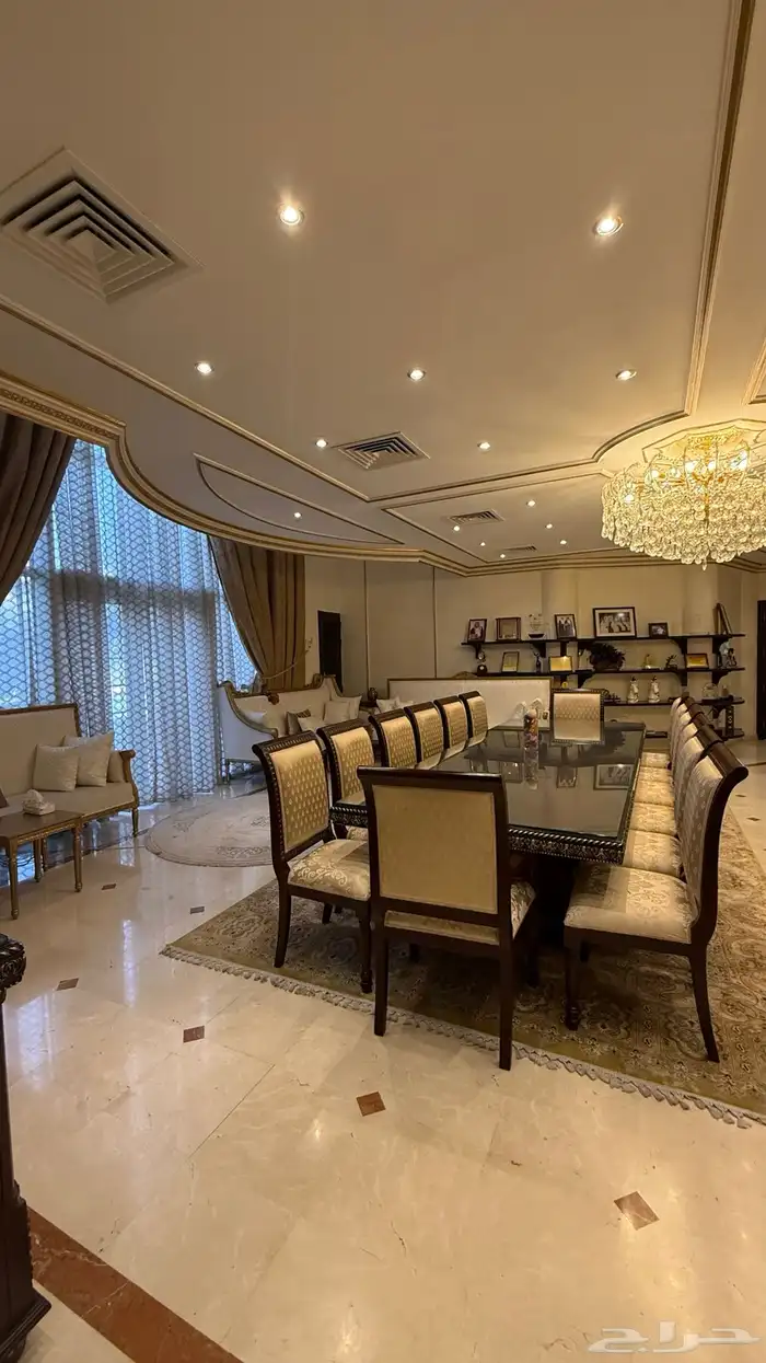 قصر للبيع 33