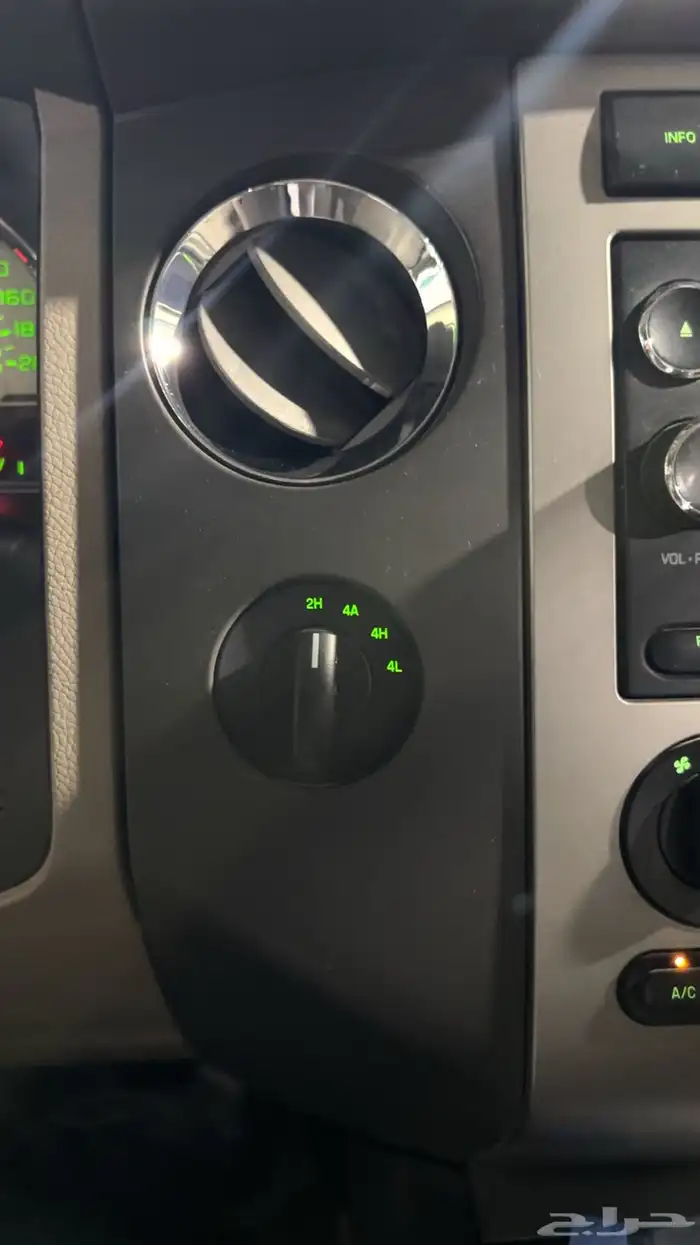 للبيع اكسبيديشن 2014 دبل نص فل قصير 15