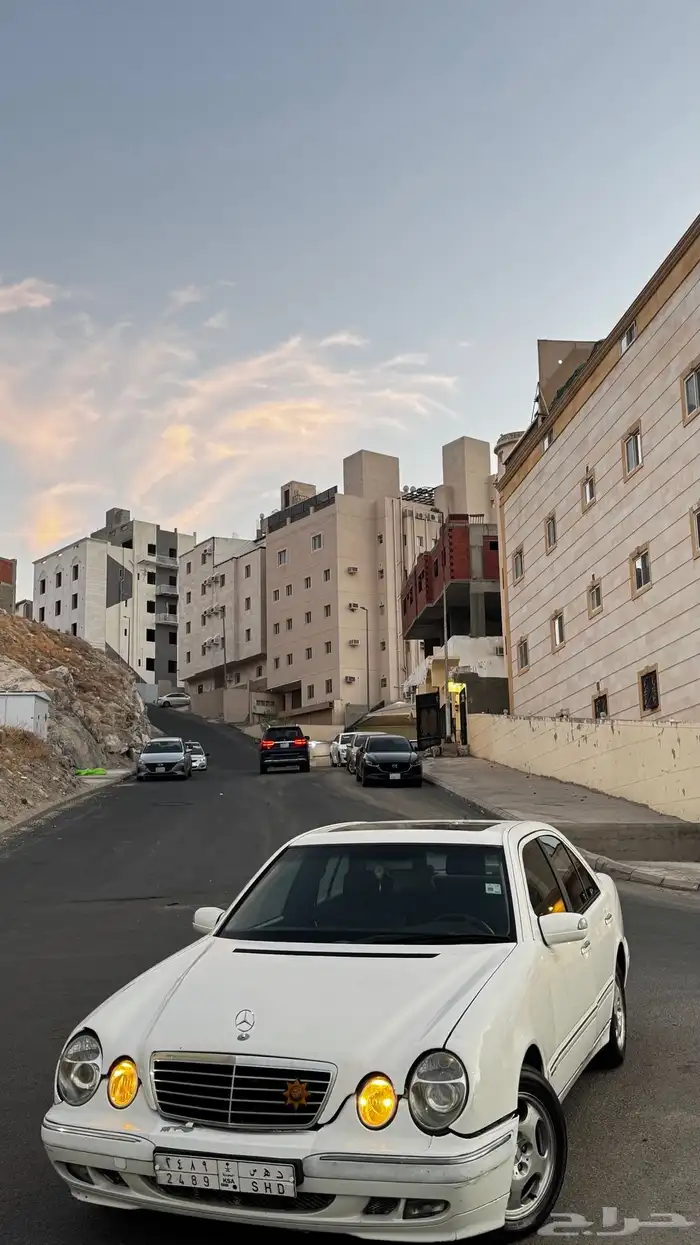 مرسيدس بنز E240 موديل 2002 13