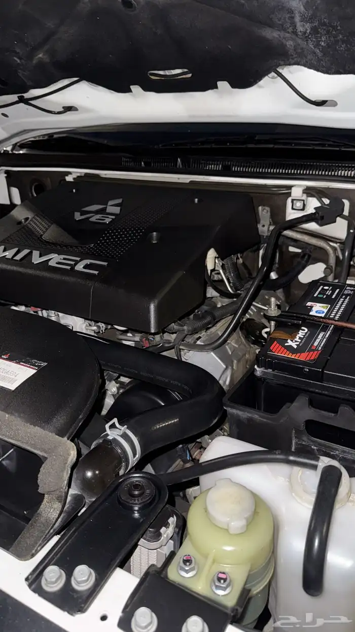 متسوبيشي باجيرو ربع 20