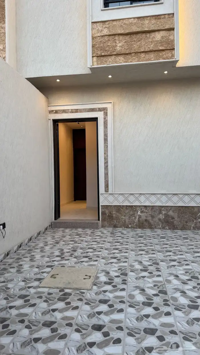 للايجار دور ارضي بالدار البيضاء 12