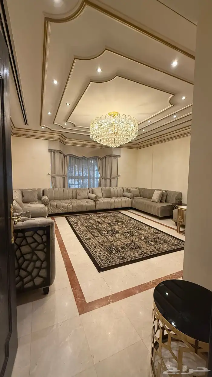 قصر للبيع 32