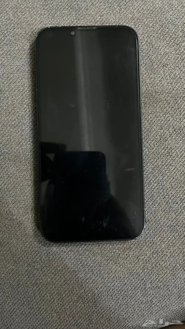 آيفون 13عادي اغراضه معه شاحنه فقط 3