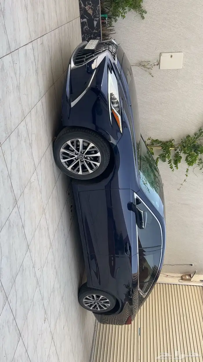 لكزس es250 موديل 2022 4