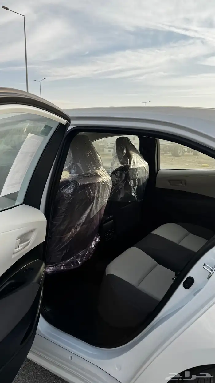 كورولا XLI EXE 2.0 مطور موديل 2025 عرض خاص ومحدود 9