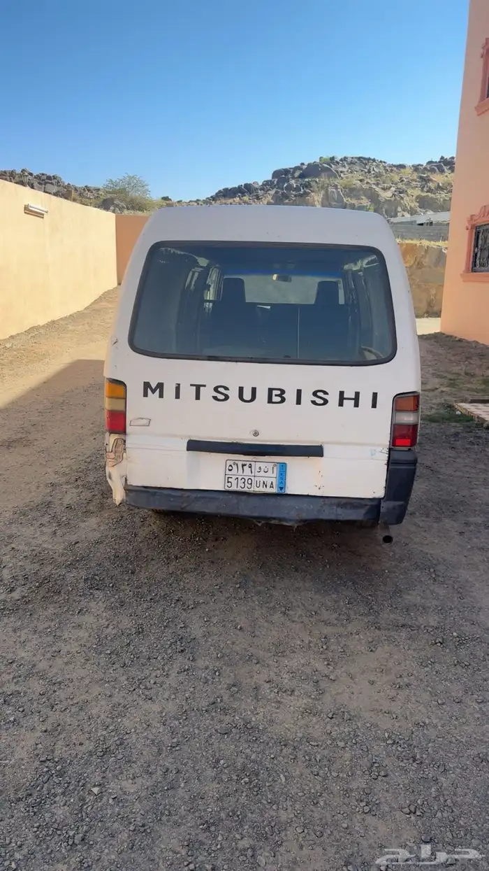 باص بضاعه متسوبيشي للبيع 2