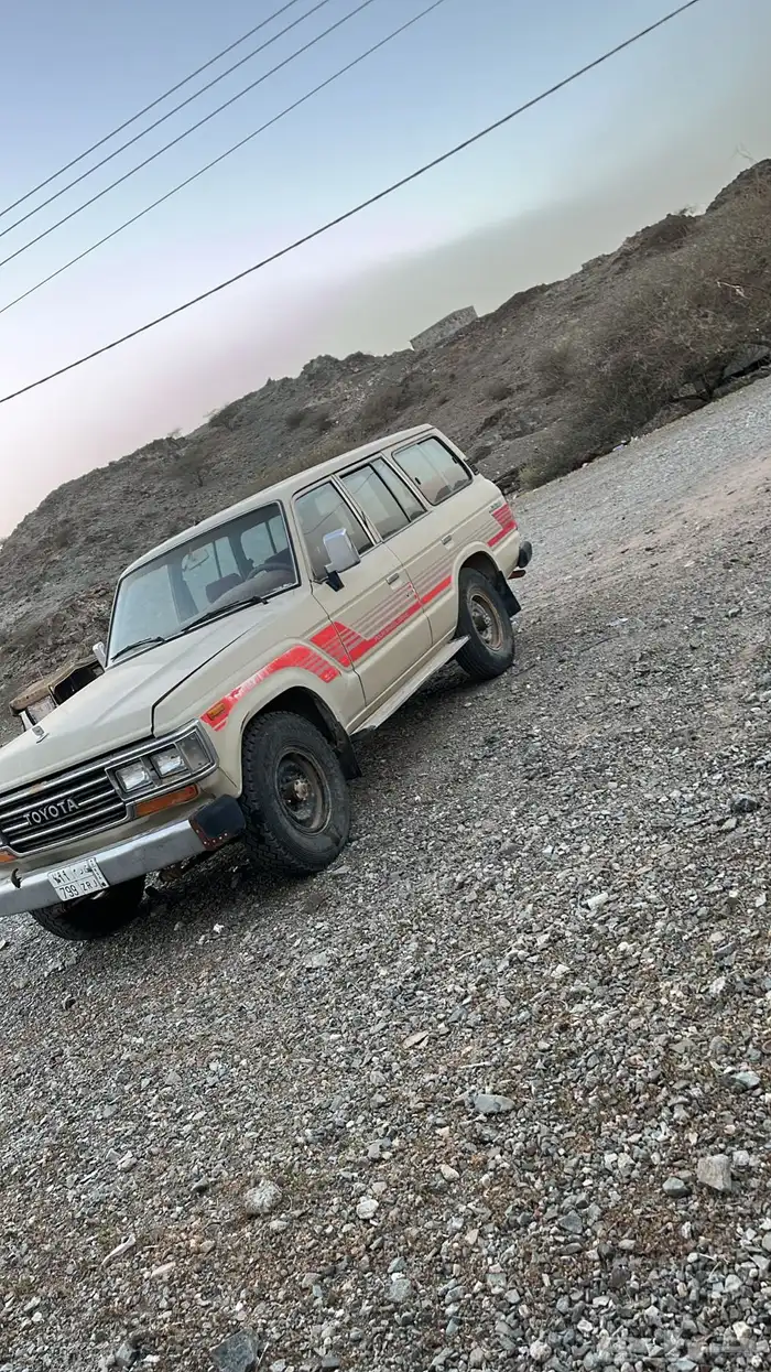 جيب صالون موديل 79 9