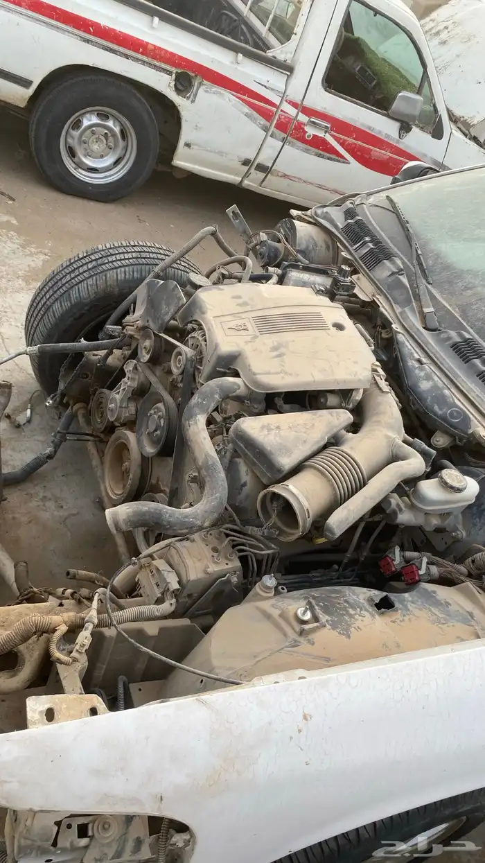 يوجد لدي قطع فورد فكتوريا 32