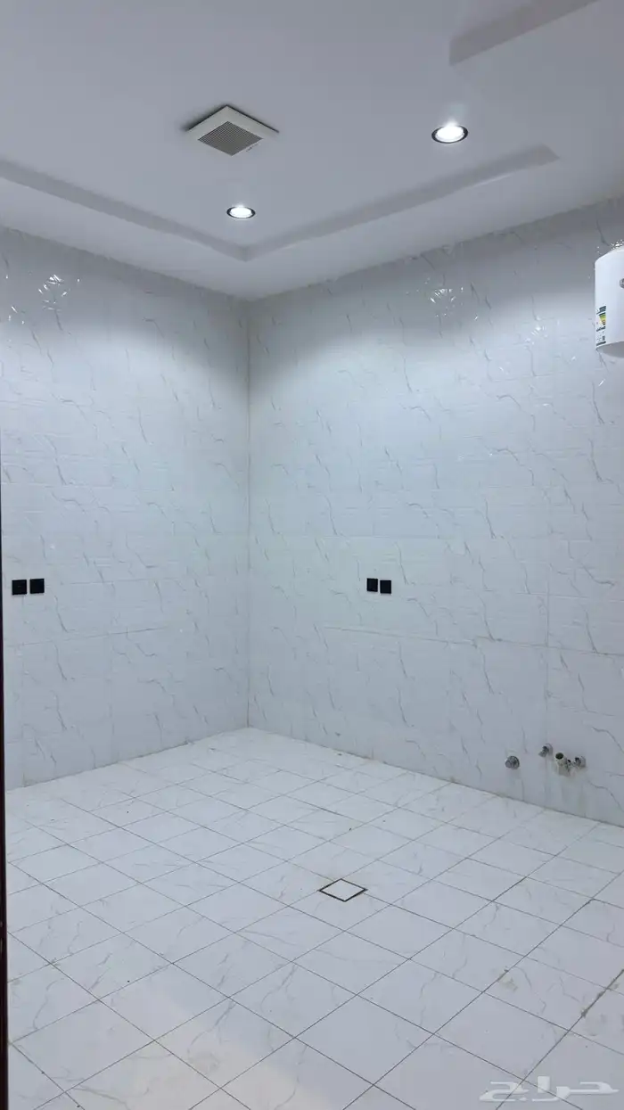 للايجار دور ارضي بالدار البيضاء 6