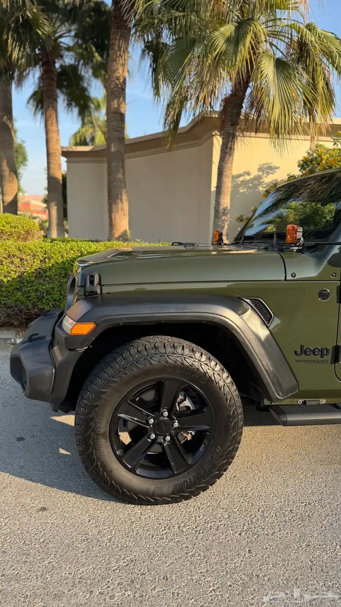 للبيع رانجلر 2021 V6 زيتي بحالة الوكالة 4