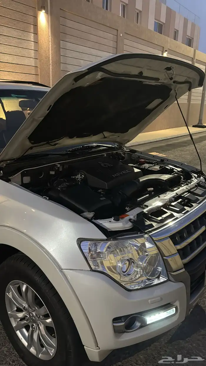 متسوبيشي باجيرو ربع 17