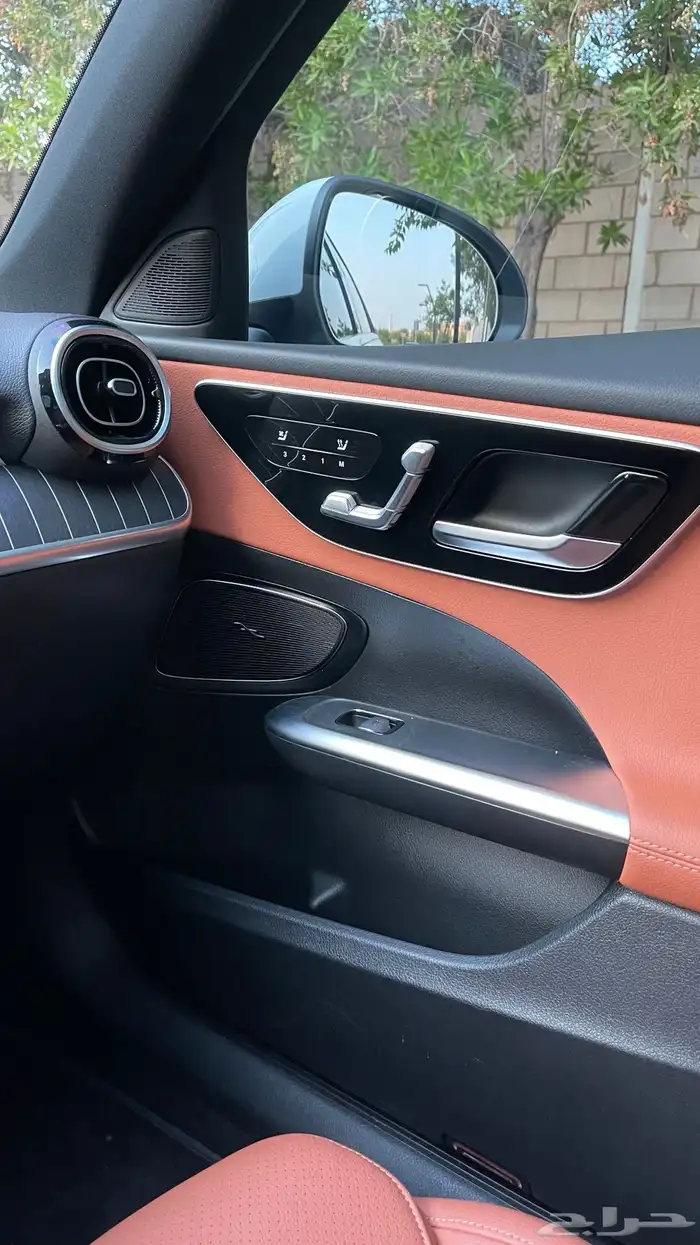 مرسيدس C300 2024 عداد 11 الف km ضمان الجفالي إلى 2026 23