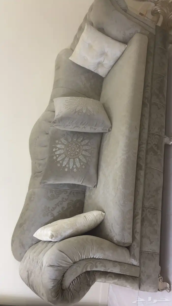 غرفه كامله كنب طاولات وستارة 2