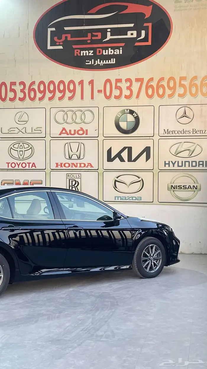 تويوتا كامري E 2025 12