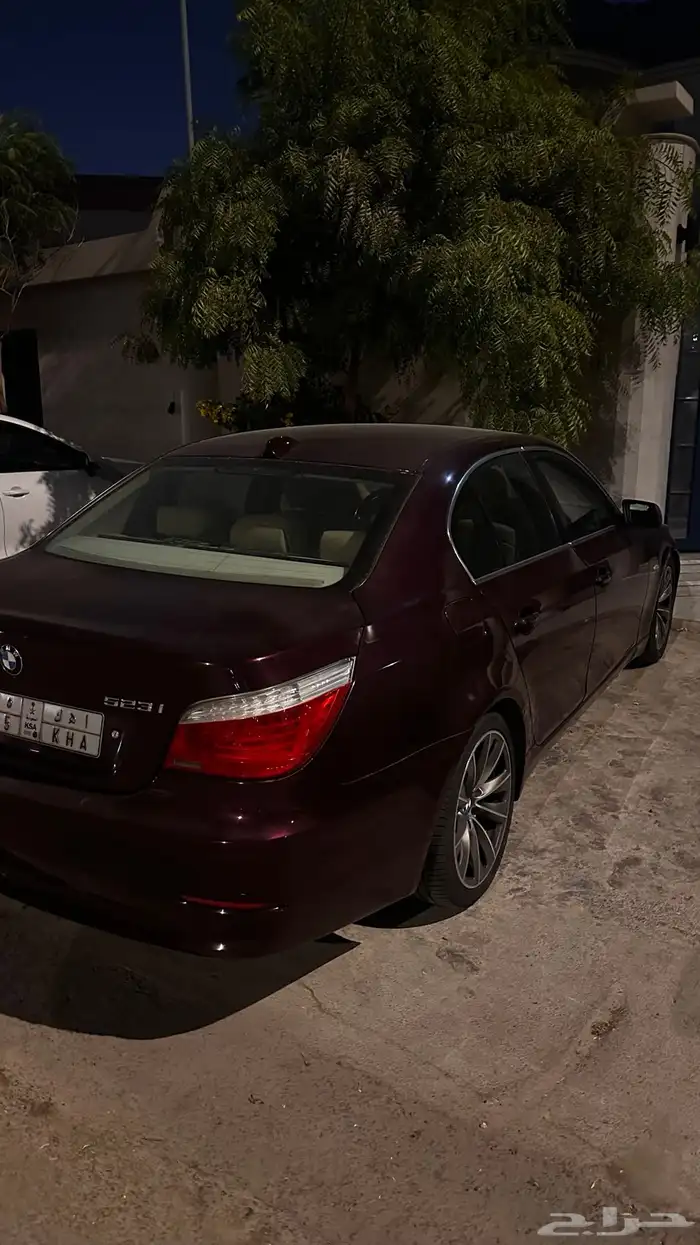 بي ام الفئة الخامسة 2010 6