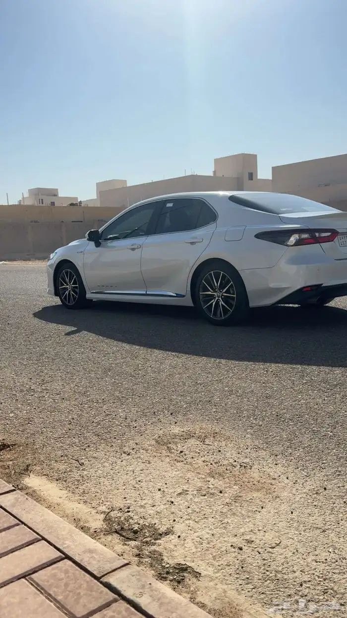 كامري فل كامل هايبرد للبيع 8