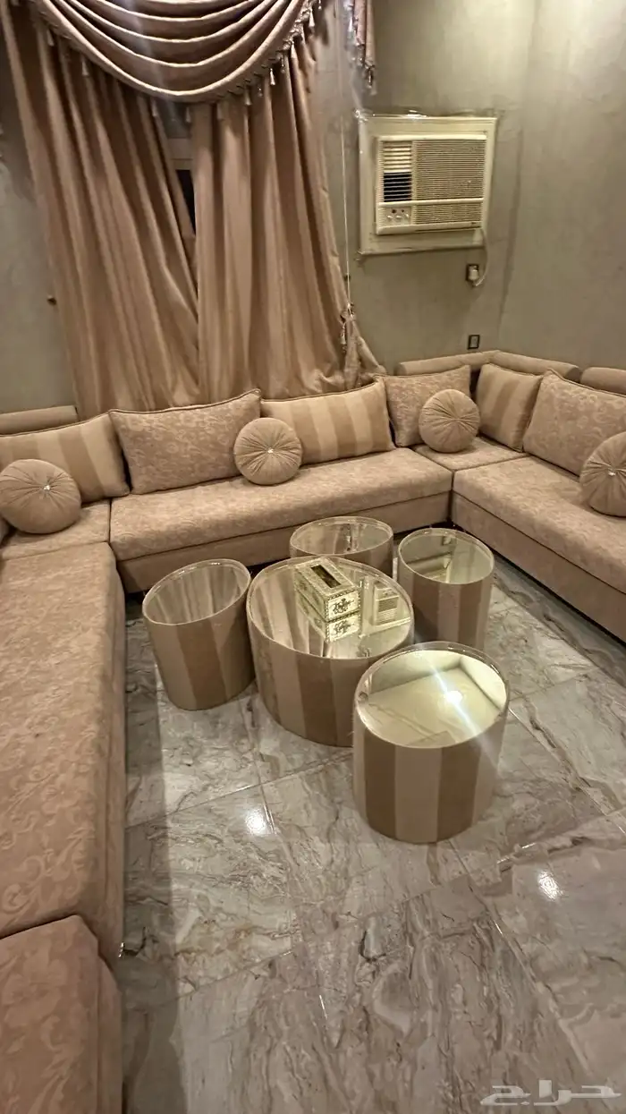 كنب ومكيف مستعمل للبيع 4