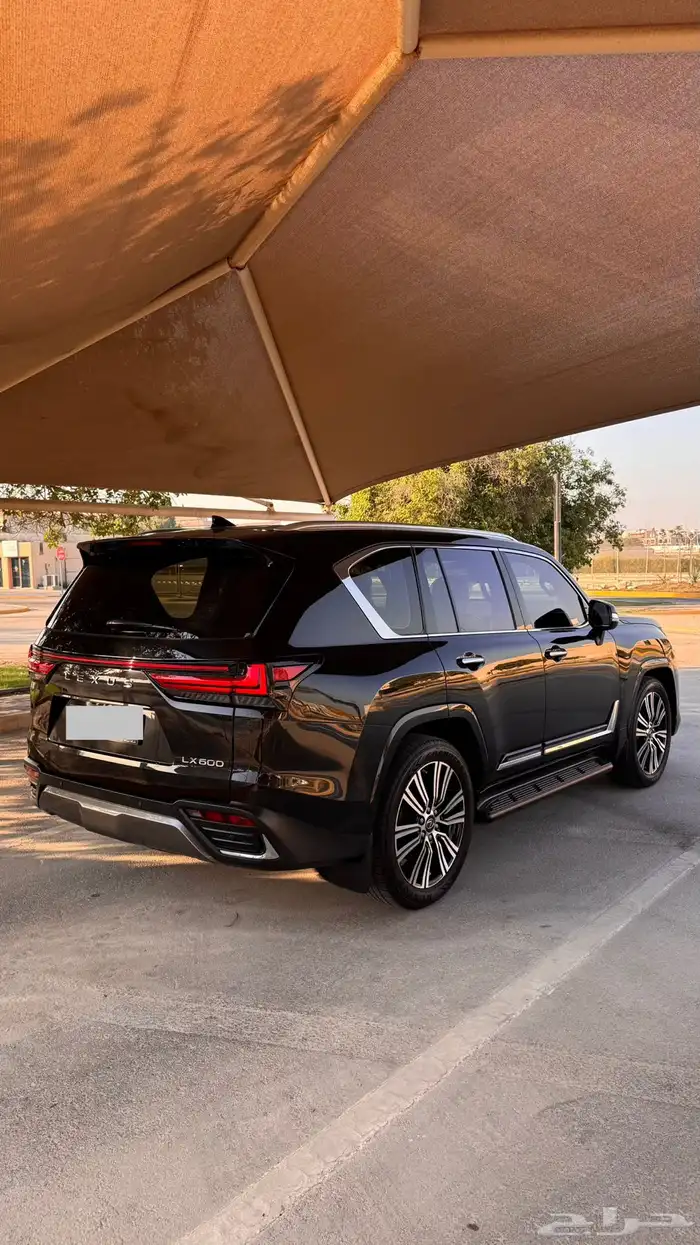 جيب لكزس 2023 8