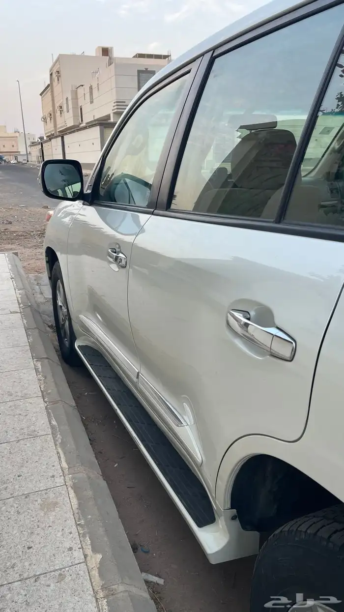 لاندكروزر 2014 5