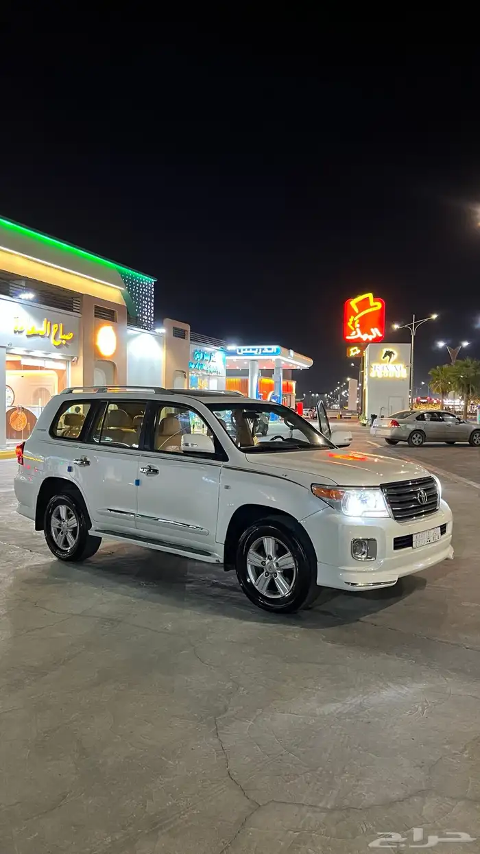 لاند كروز جي اكس ار (2009) 8