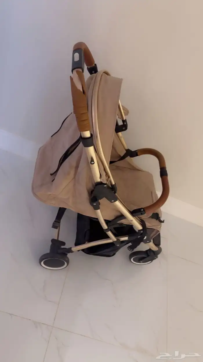 للبيع عربيه وسياره 1